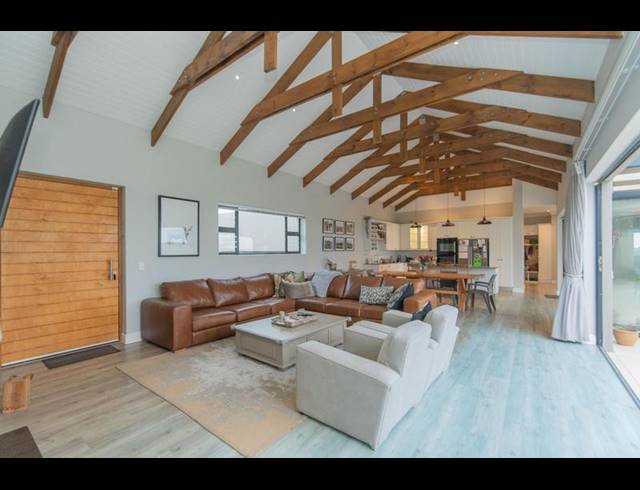 4 BEDROOM HOUSE FOR SALE IN KRAGGA KAMMA